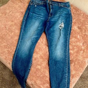 High Roller Slimming Denim Skinny Jean